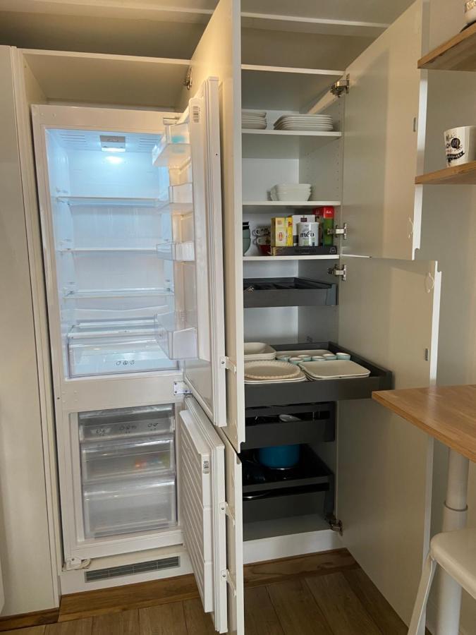 Superbe Duplex De 70M2 Avec 2 Chambres En Hyper Centre Au Calme Sur Cour Classe 3 Etoiles Avec Parking En Option La Rochelle  Eksteriør bilde