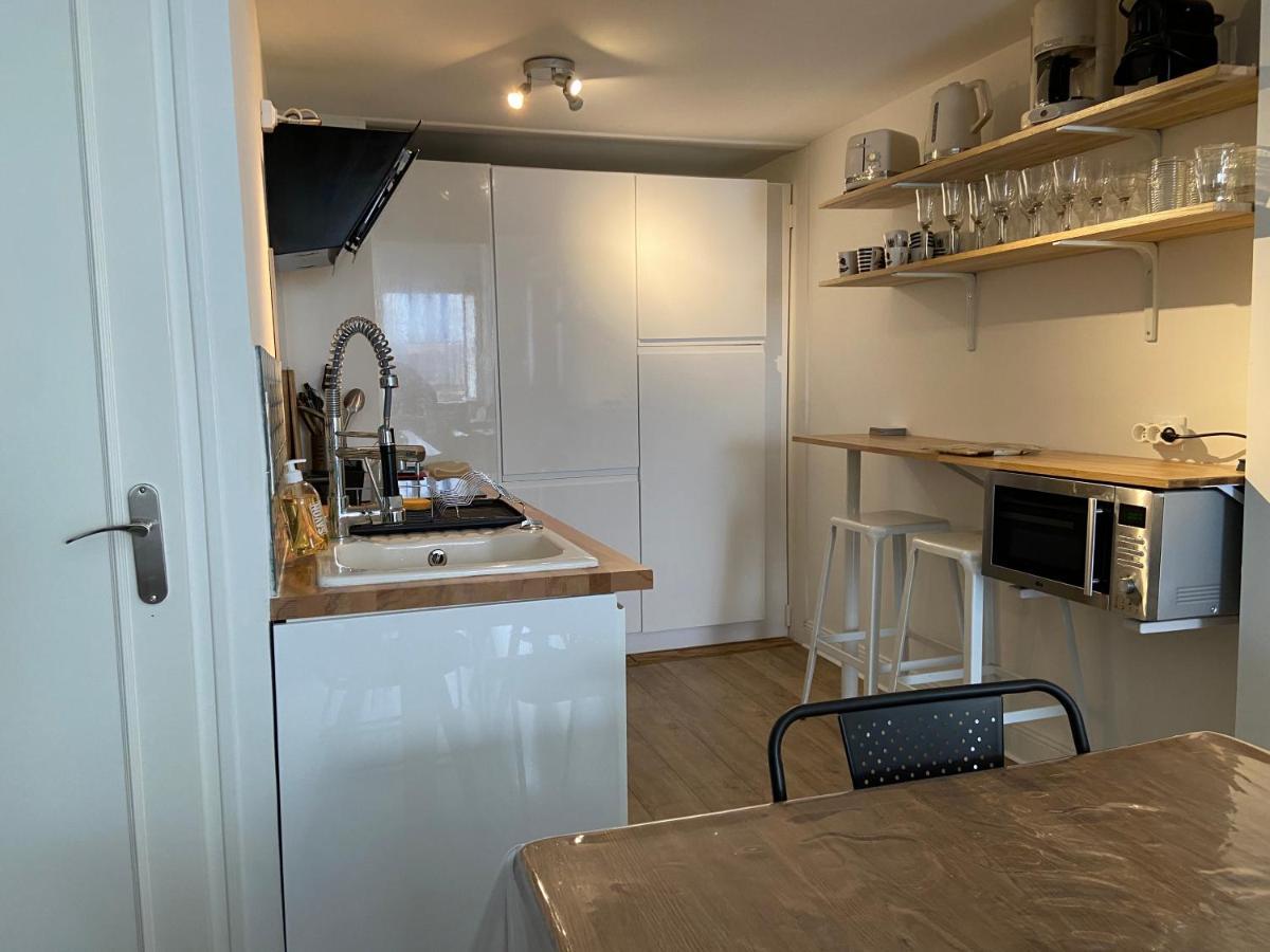 Superbe Duplex De 70M2 Avec 2 Chambres En Hyper Centre Au Calme Sur Cour Classe 3 Etoiles Avec Parking En Option La Rochelle  Eksteriør bilde