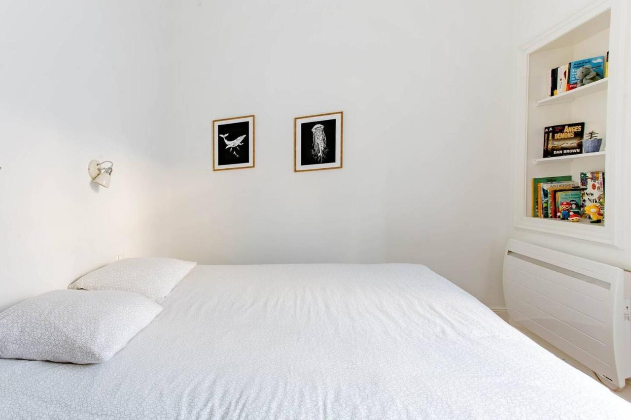 Superbe Duplex De 70M2 Avec 2 Chambres En Hyper Centre Au Calme Sur Cour Classe 3 Etoiles Avec Parking En Option La Rochelle  Eksteriør bilde
